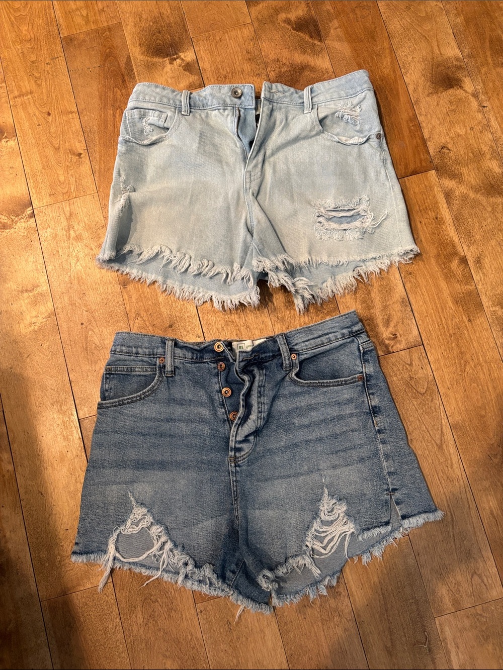 Light Wash Distressed Women’s Denim Shorts